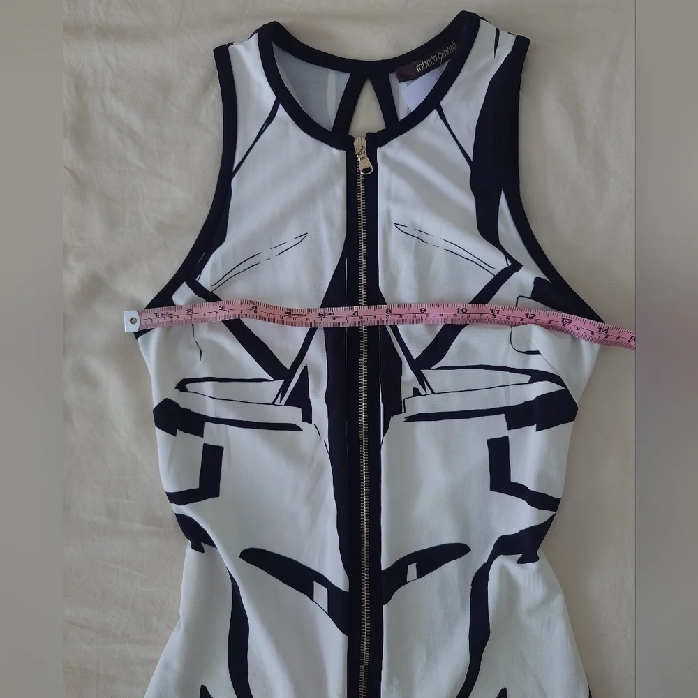 FLAW Zip-up ROBERTO CAVALLI Runway Leaves Print Black White Short Dress Mini 38 - Picture 4 of 16